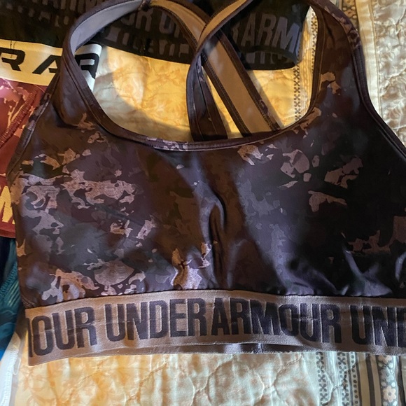 Under Armour Bras - Picture 3 of 7